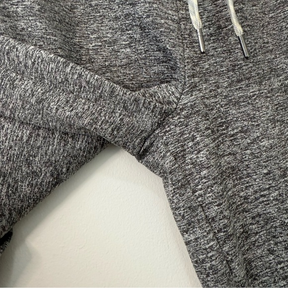 Vuori Halo Essential Wideleg Pant Heathered Grey DreamKnit Wide Leg Sz L - Picture 8 of 15